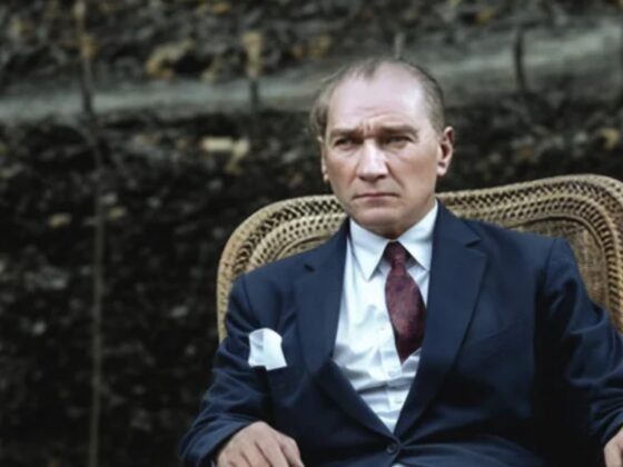 Atatürk'ün Özellikleri ve Stili & Atatürk'ün Sevdiği Aksesuarlar